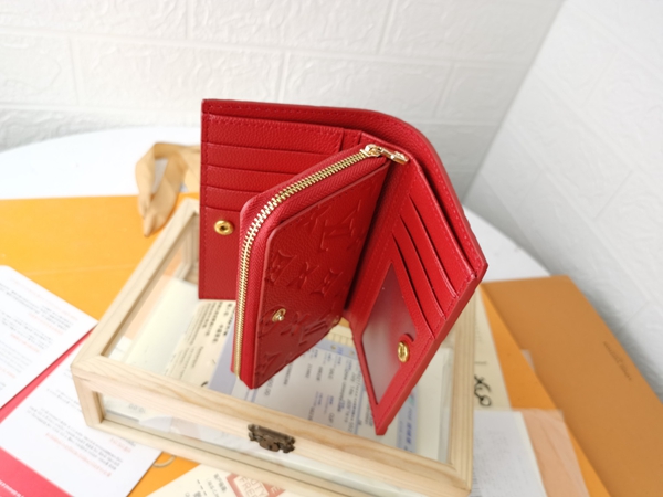 LVコピーウォレット側面デザイン